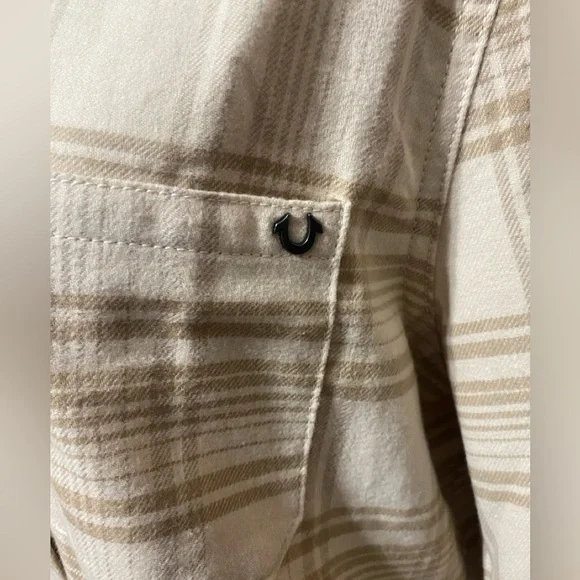 NWT True Religion Boyfriend Button-Up  Shirt - Picture 6 of 6